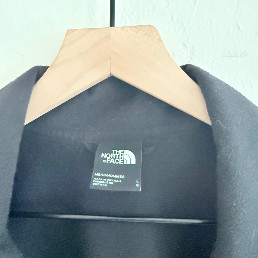 The North Face Men's Black/Gray Company “Vaxart” Jacket Size Large